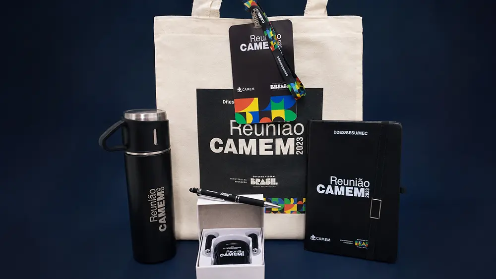 Kit personalizado Audacce para Reunião CAMEM: ecobag, garrafa térmica, caderno e caneta